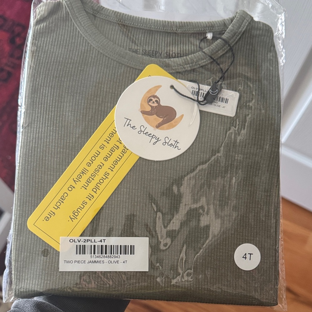 The Sleepy Sloth Olive Ribbed Two-Piece Jammies - 4T